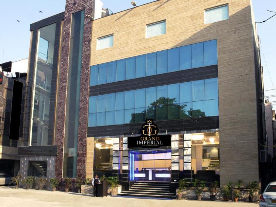 Grand Imperial Hotel New Delhi Exterior photo